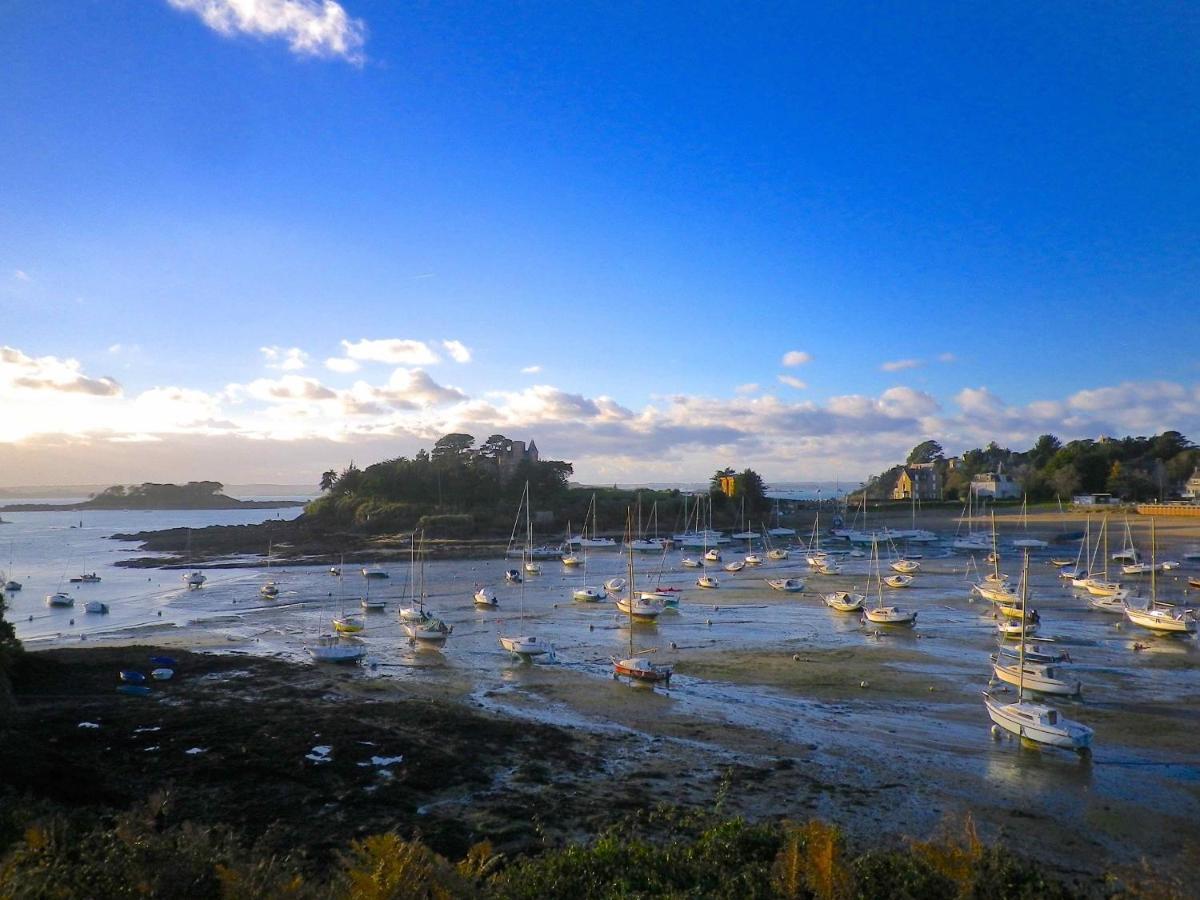 Le Surcouf, Intra Muros Saint-Malo Exterior foto